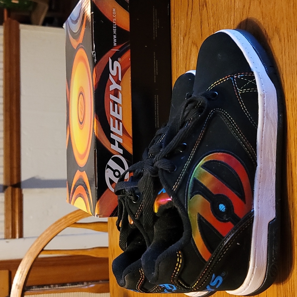 Heely's girls shoes